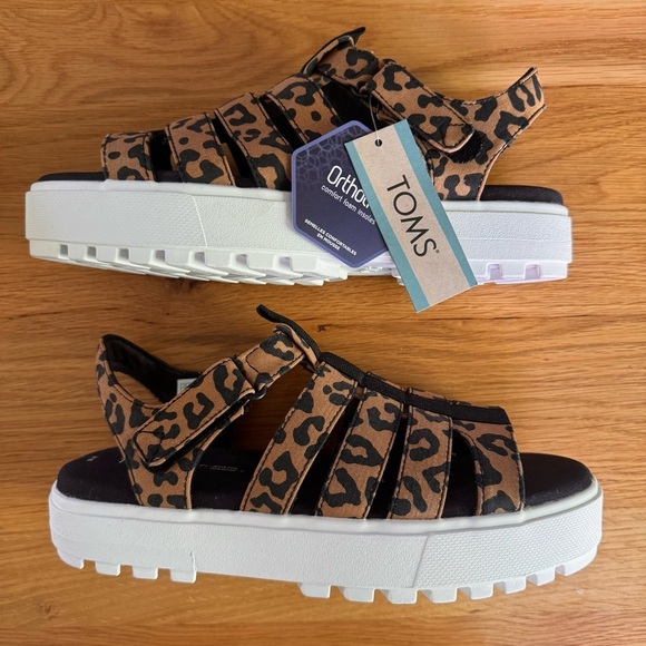 NWT Toms Fisherman Lug Sandals in "Toffee Leopard Canvas" Size 8 - Picture 2 of 10
